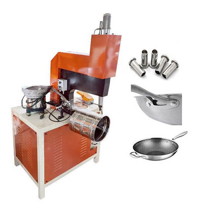 Máy tán đinh tự động Servo để làm nồi chảo nhôm