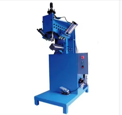 Máy lăn bên góc bồn rửa tay