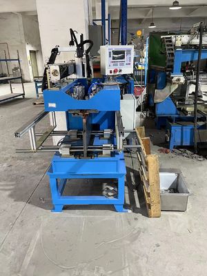 Máy hàn đường thẳng hàn tấm thép không gỉ với nhau