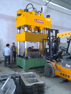 Máy ép thủy lực cho máy chủ hóa bộ phận kim loại diện tích lớn Bàn làm việc thiết bị kéo dài servo với điều khiển