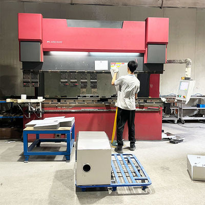 Máy nghiêng tấm thép không gỉ cho bồn rửa trong sản xuất công nghiệp và dự án tùy chỉnh