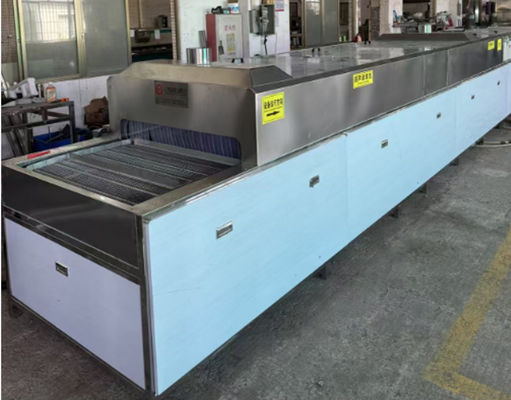 Thiết bị giặt và sấy công nghiệp tiên tiến với công nghệ siêu âm cho các bộ phận kim loại