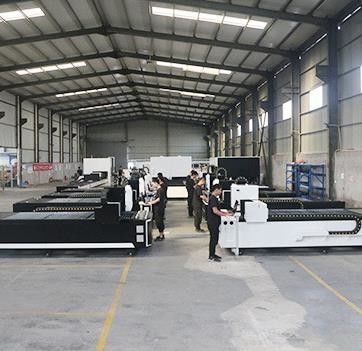 Máy cắt laser kim loại CNC được điều khiển bằng servo cho bồn rửa tay