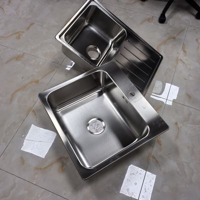 Tấm bùn thép không gỉ gỉ được chải Nano Gun Grey Stainless Steel Sink 304 Stainless Steel Sink được lắp đặt dưới giai đoạn