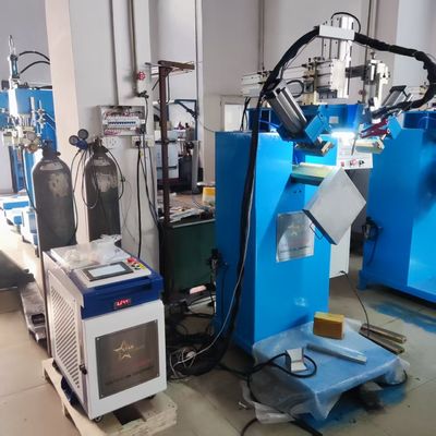 Hiệu quả chính xác kết hợp với góc tròn máy hàn CNC cho thép không gỉ bồn rửa nhà bếp R góc