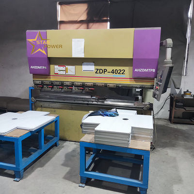 Máy uốn cong thông minh Uốn cong bể hình thành Cột khoảng cách 1300mm