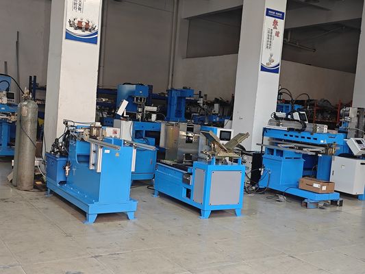 Toàn bộ dây chuyền sản xuất bồn rửa tay tự động được tích hợp