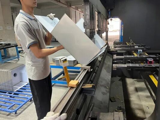 Máy uốn cong tấm kim loại cho quá trình Cơ sở của bồn rửa tay